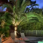 Casa de Férias Ravissante Bois Avec Piscine Chauffee Biscarrosse