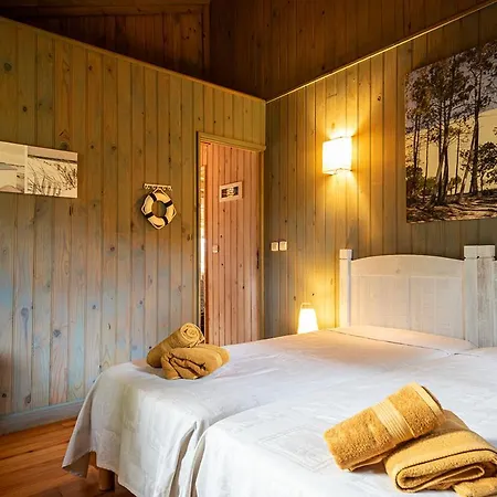 Nyaraló Ravissante Bois Avec Piscine Chauffee Biscarrosse